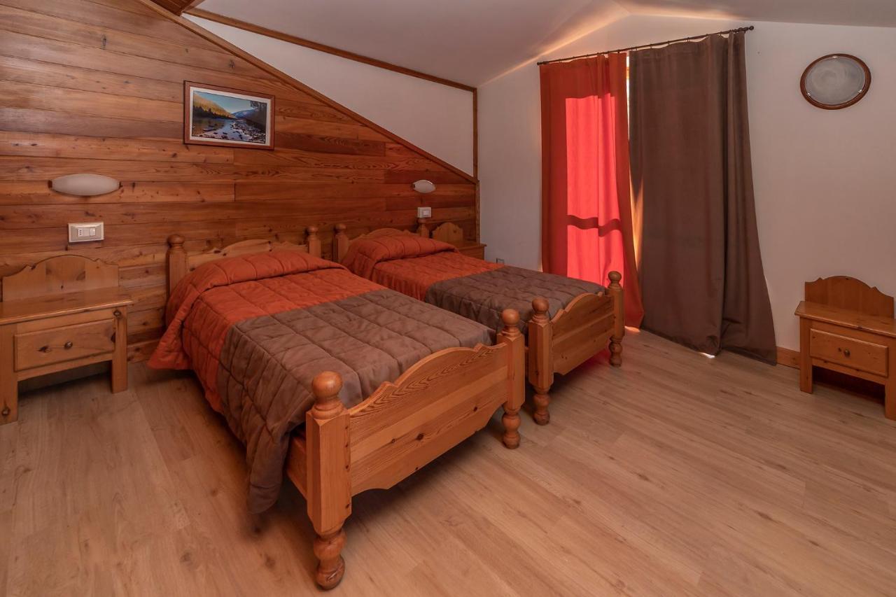 Hotel Stella Alpina Oulx Exteriör bild